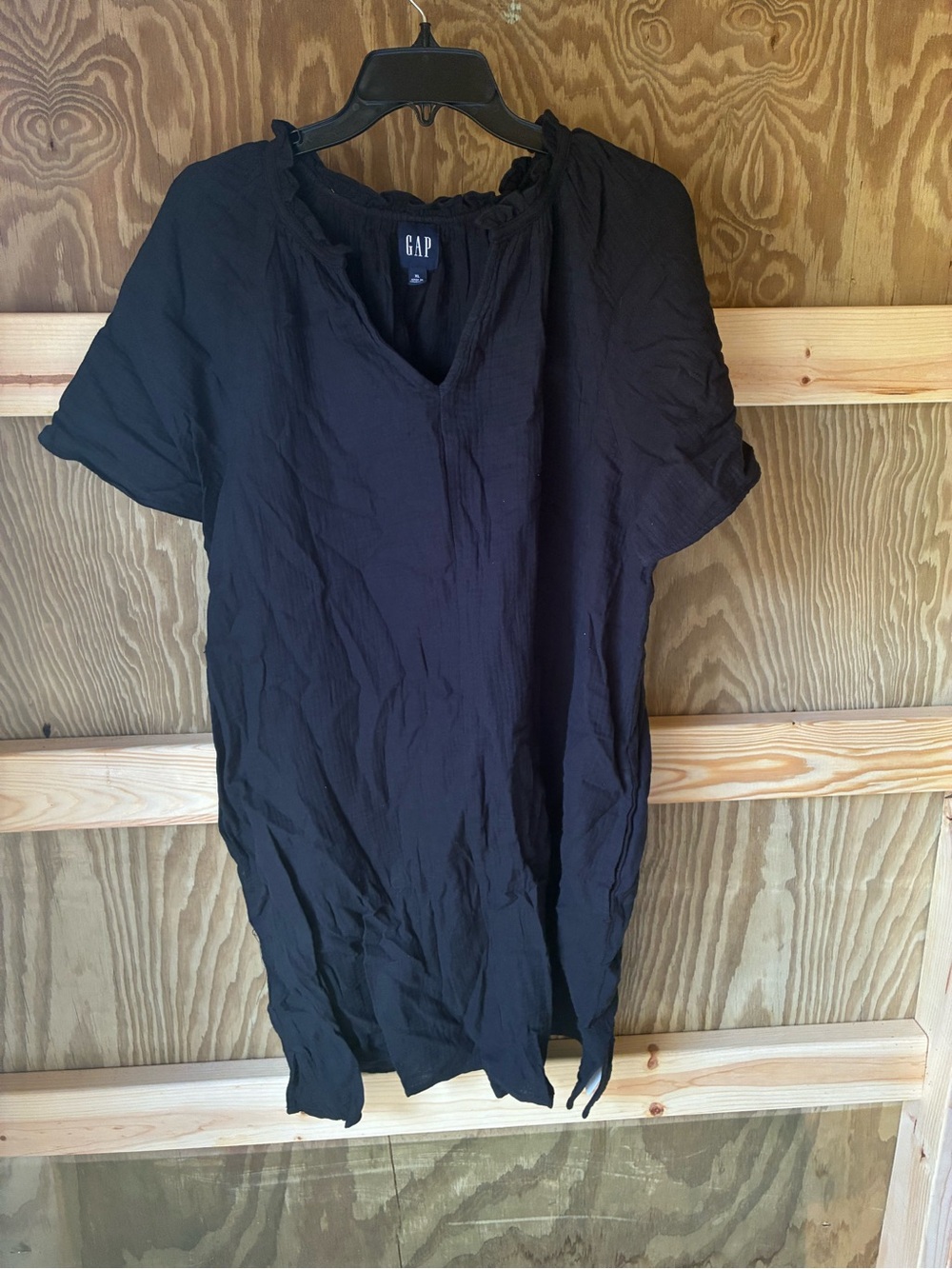 GAP Black Short Sleeve V-Neck Tunic